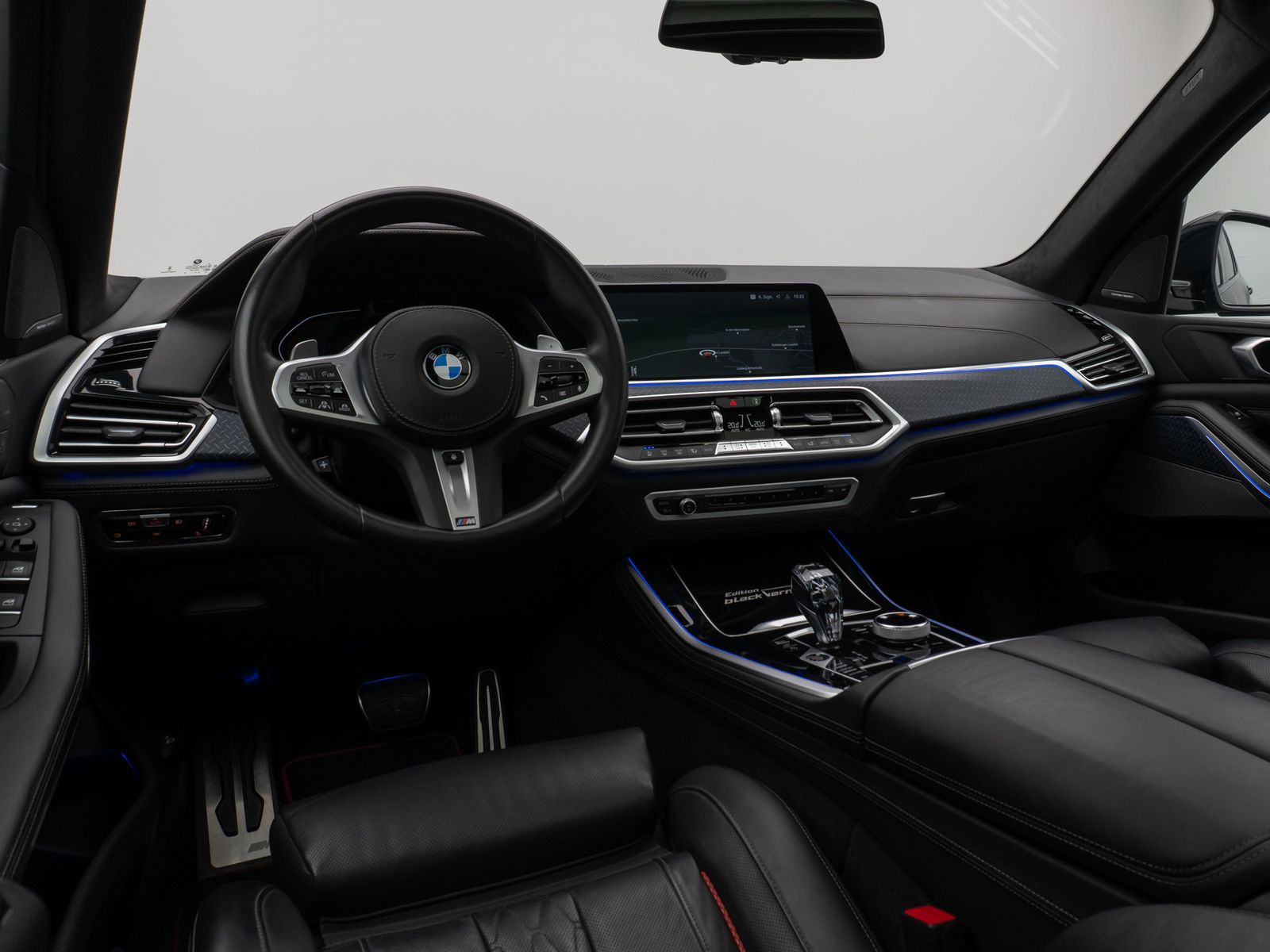 Fahrzeugabbildung BMW X5 xD40d Spezial Edition M Sport Pano.360°Laser