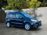 Ford Tourneo Courier Titanium/1.Hand/Zahnriemen NEU! - Ford Tourneo Courier Kombi Gebrauchtwagen