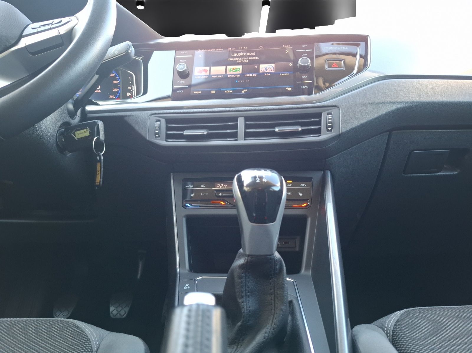 Fahrzeugabbildung Volkswagen Polo TSI Style Matrix Navi AID PDC SH LM