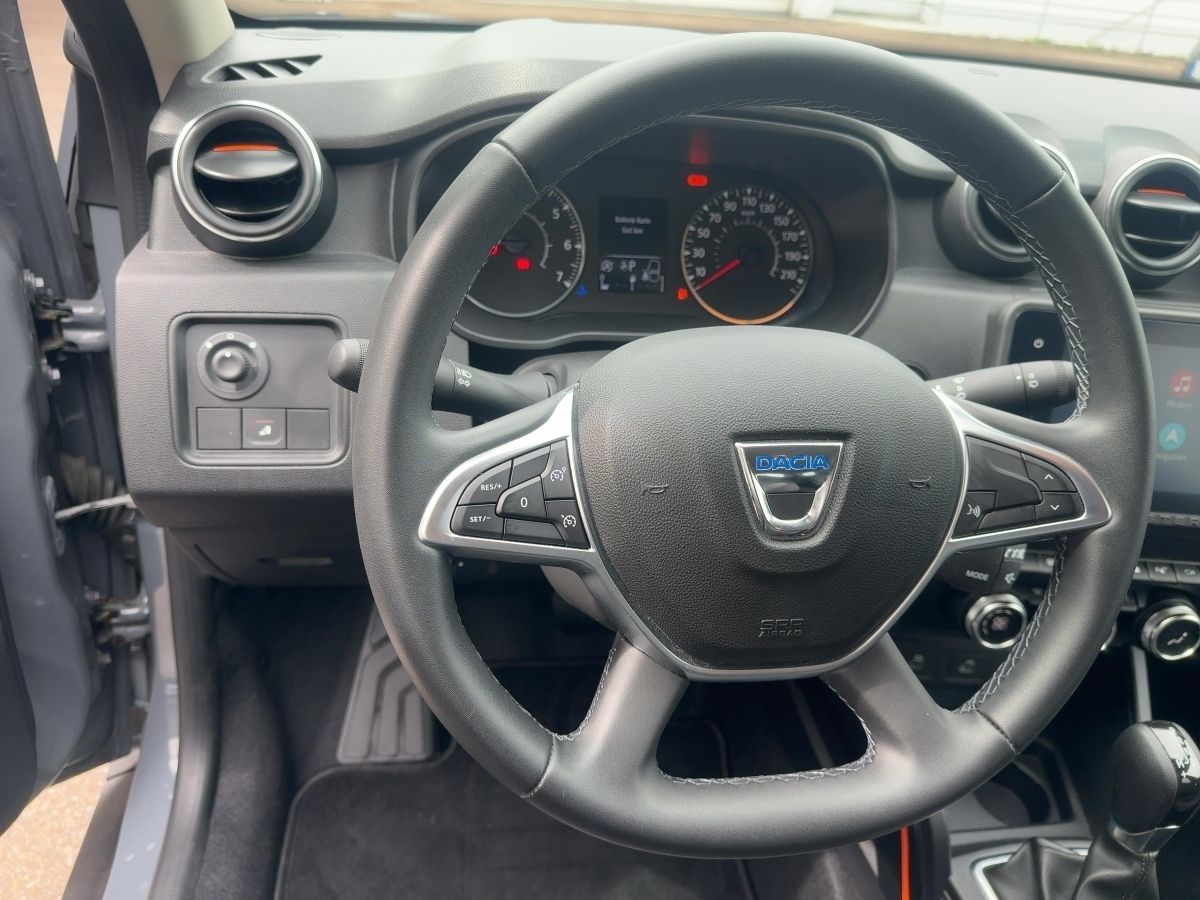 Fahrzeugabbildung Dacia Duster Extréme TCe 150 EDC navi Kamera SHZ