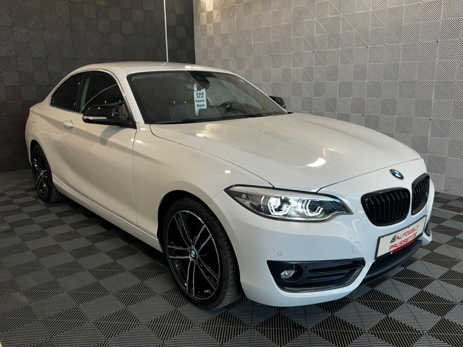 Gebrauchtwagen BMW 230 230 i*Sport Line*HARMAN-LED-R.KAM-CONN.DR.-SHZ in Horb am Neckar