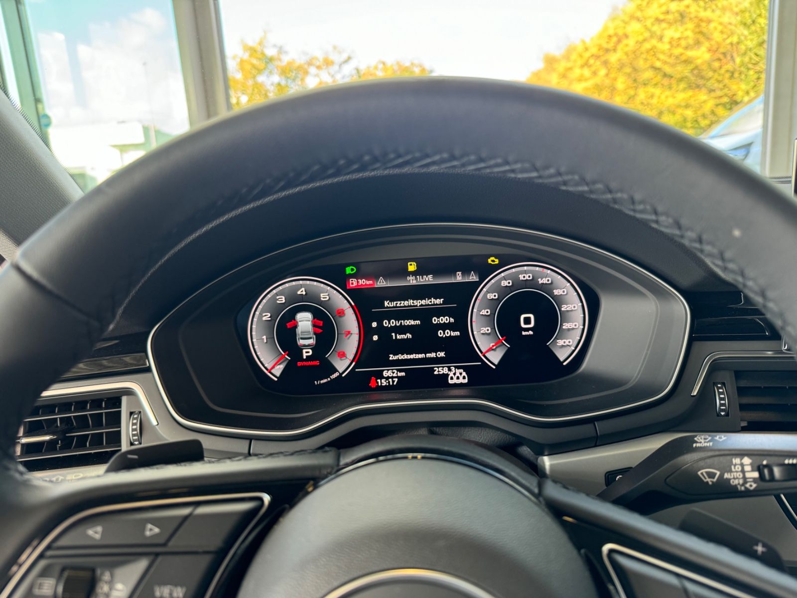 Fahrzeugabbildung Audi A4 Lim. 35 TFSI advanced/ERST 661 km GesamtLaufl