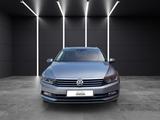 Volkswagen Passat Variant Highline/1.Hand/Navi/Kamera/Shz - : Silber, Alcantara