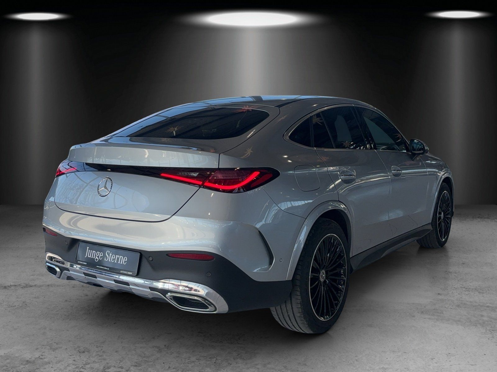 Fahrzeugabbildung Mercedes-Benz GLC300d Cpé AMG Premium AIRAMTIC Pano DISTRO AHK