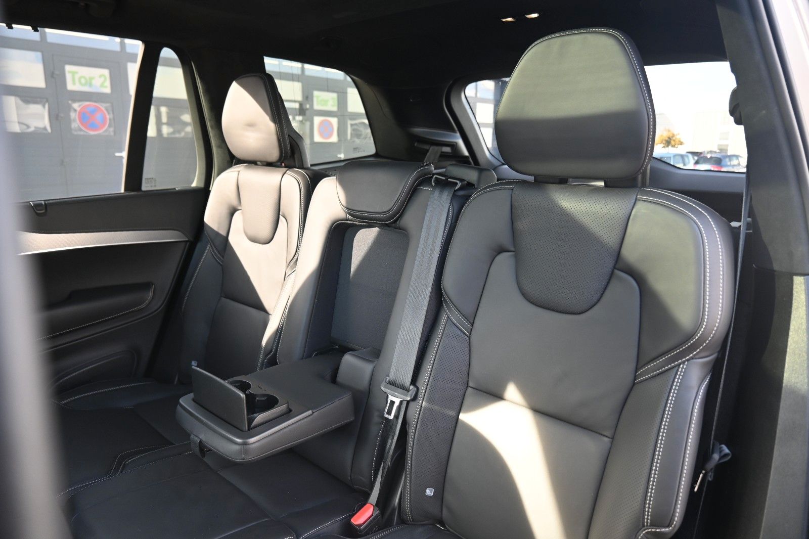 Fahrzeugabbildung Volvo XC90 T8 AWD Ultimate Dark*STDHZG*360°*LUFT*0,5%