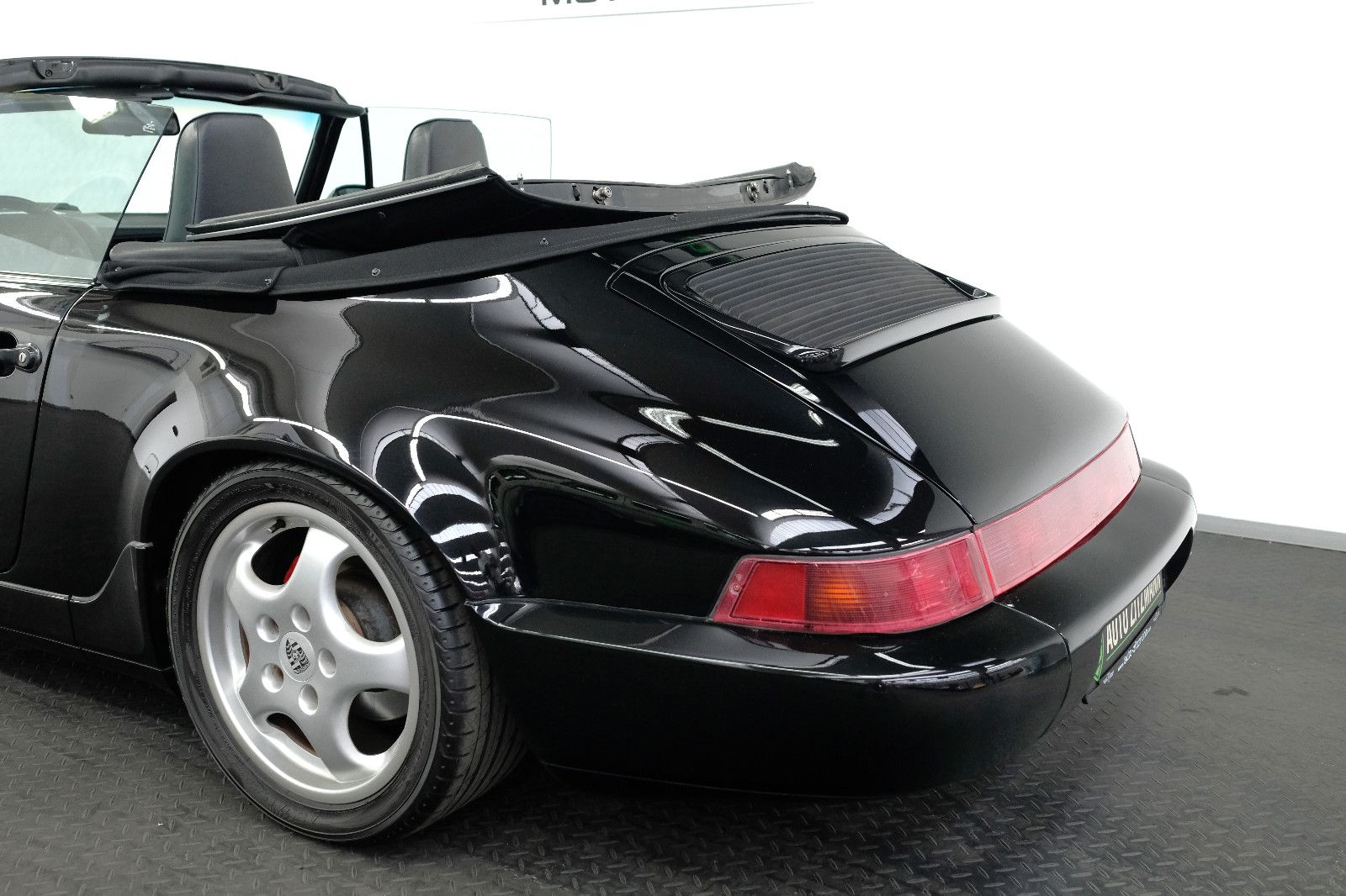 Fahrzeugabbildung Porsche 964 Carrera 2 Cabrio/KLIMA/AUTO/H-KENNZEICHEN