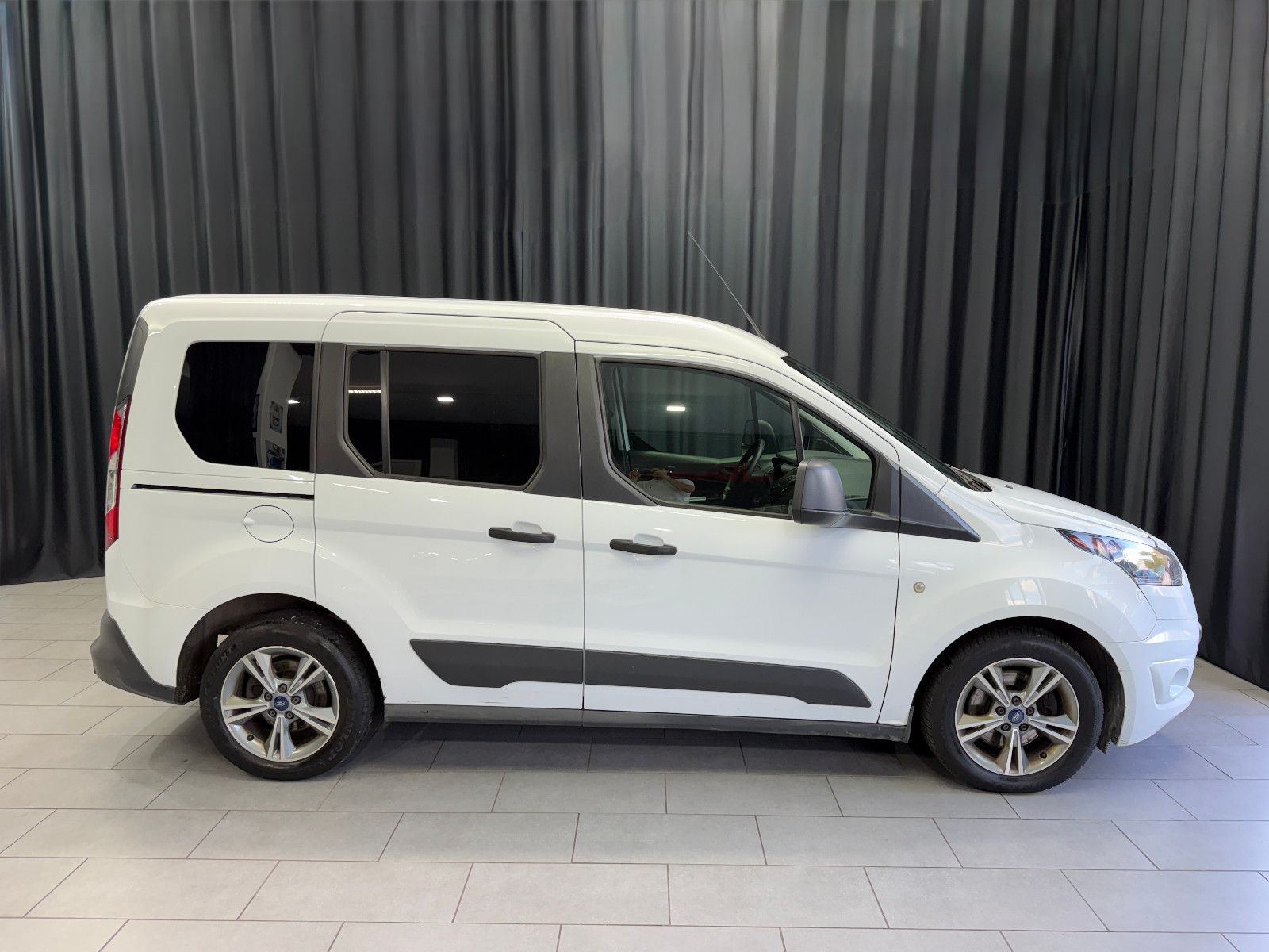 Fahrzeugabbildung Ford Tourneo Connect Trend|KLIMA|PDC