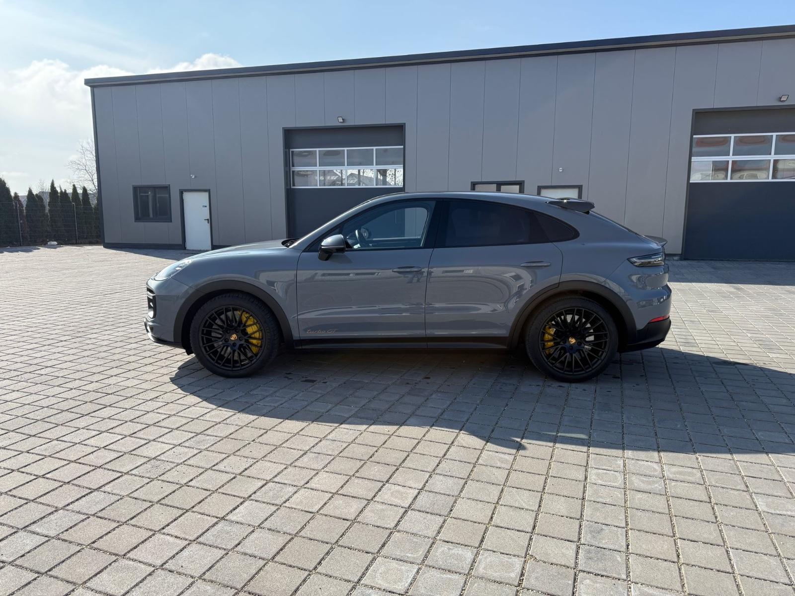 Porsche Cayenne Coupe Turbo GT