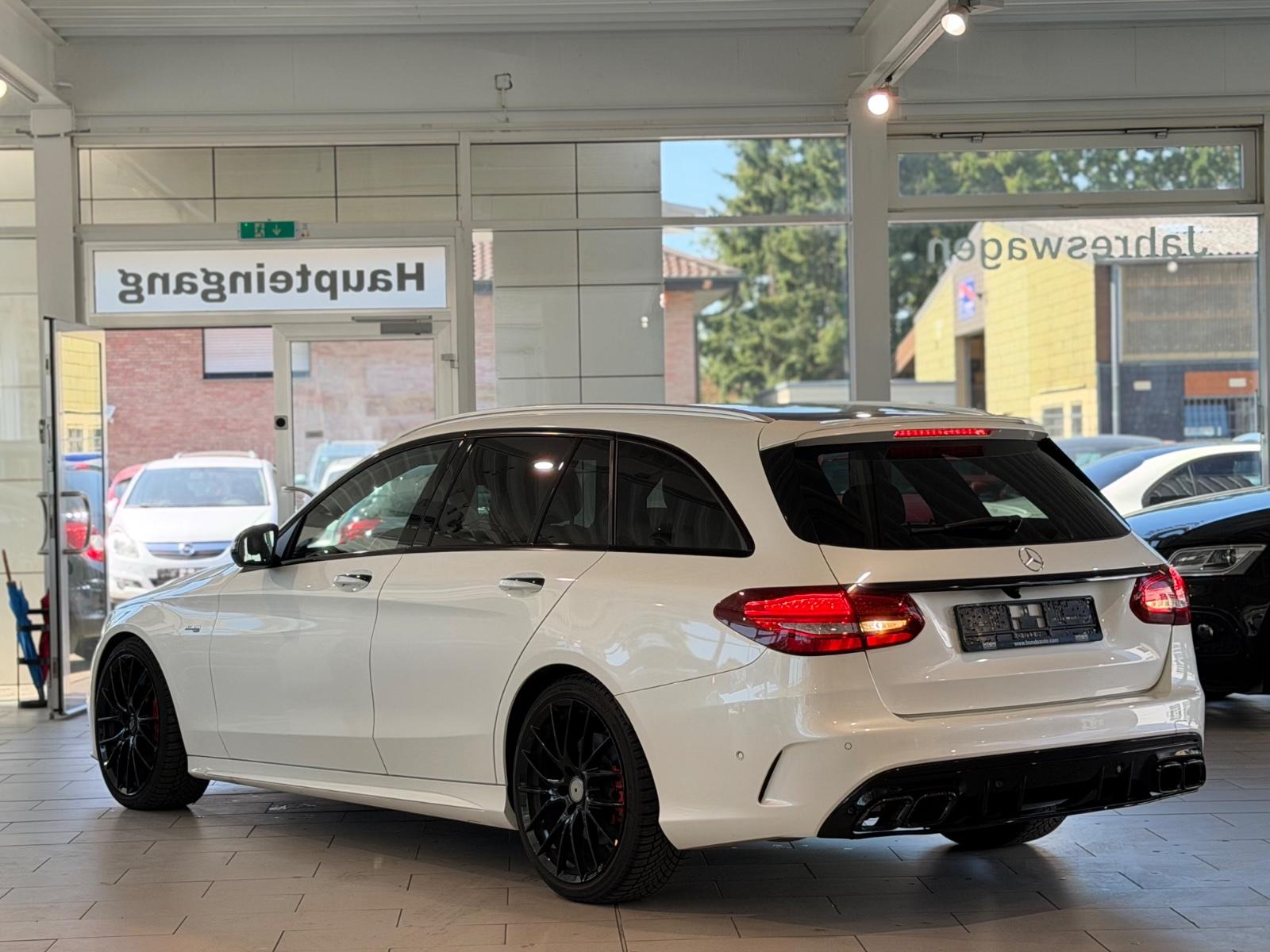 Mercedes-Benz C 43 AMG T 4MATIC*NAVI*360° *PANO *S-DACH *LED *
