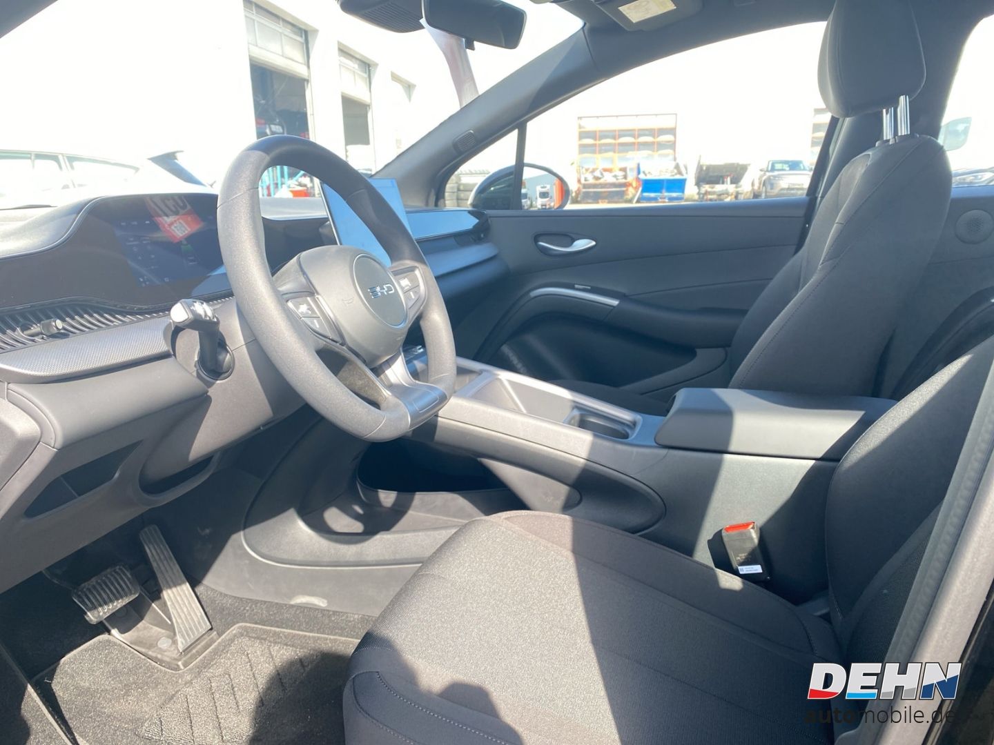 BYD DOLPHIN