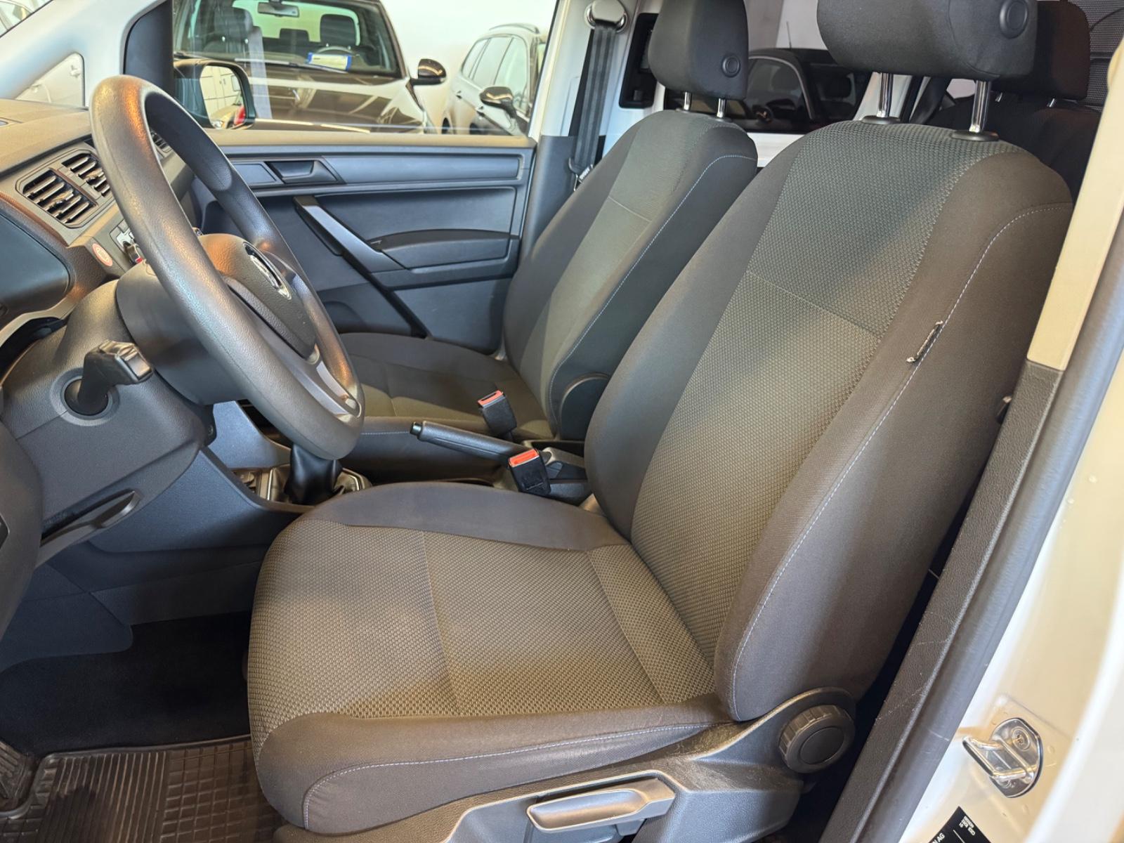 Volkswagen Caddy Maxi 1,4 Conceptline BMT-Navi-PDC-1 Hand