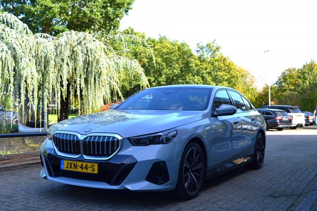 BMW 530 5-serie 530E M SPORT - Harman Kardon - Stoel
