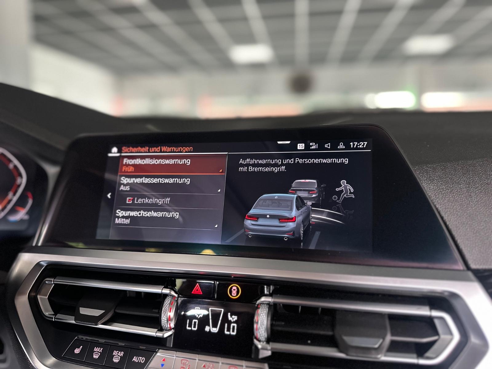 BMW 320i Limousine Advantage