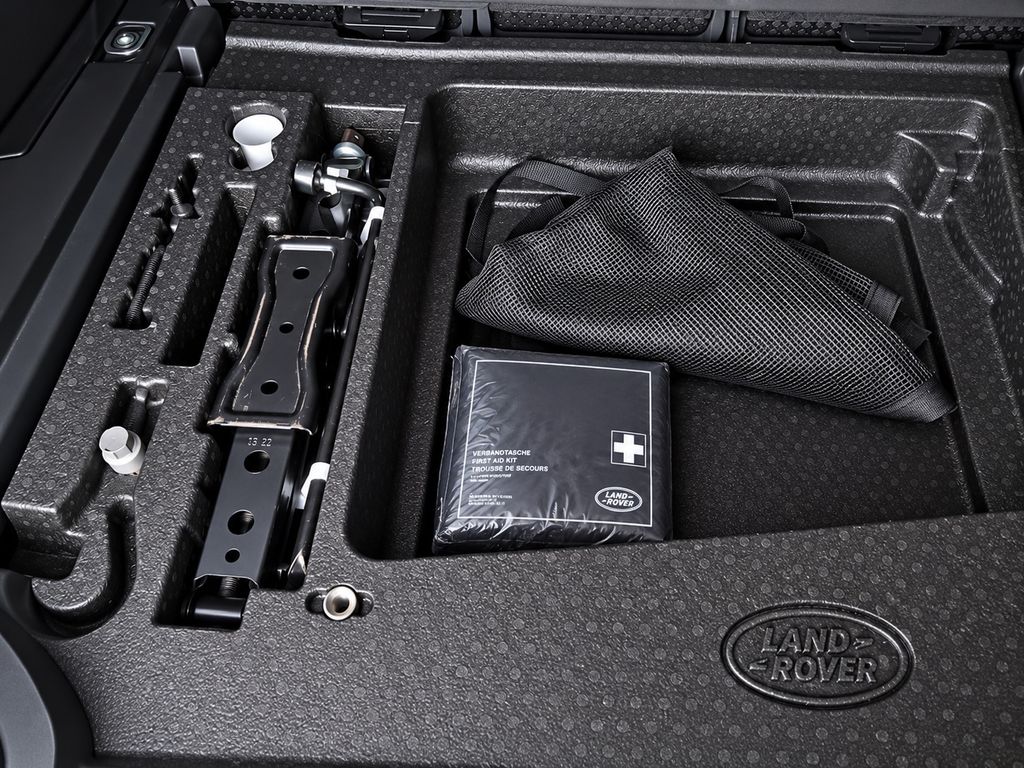 LAND-ROVER Defender 2022
