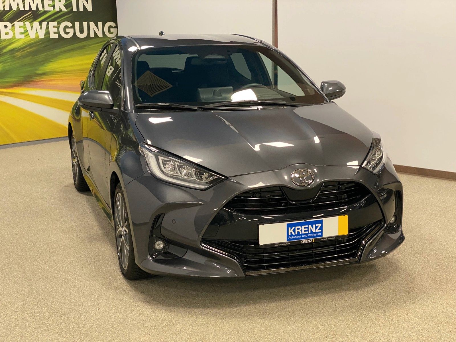 Fahrzeugabbildung Toyota Yaris Hybrid Style+KAMERA+SHZ+PDC