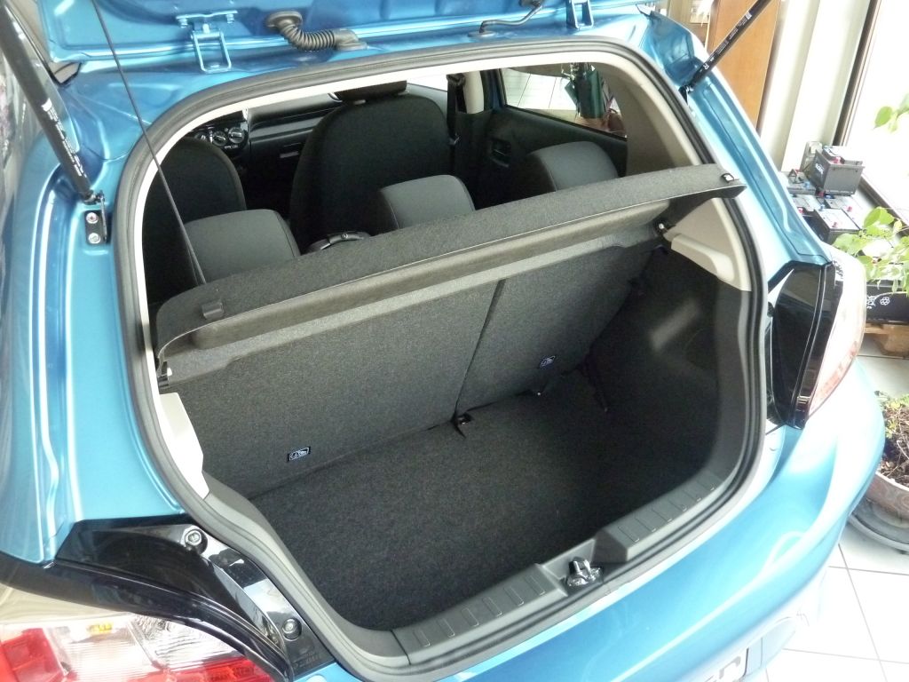 Fahrzeugabbildung Mitsubishi Space Star Select+ 1.2 MIVEC ClearTec 5-Gang