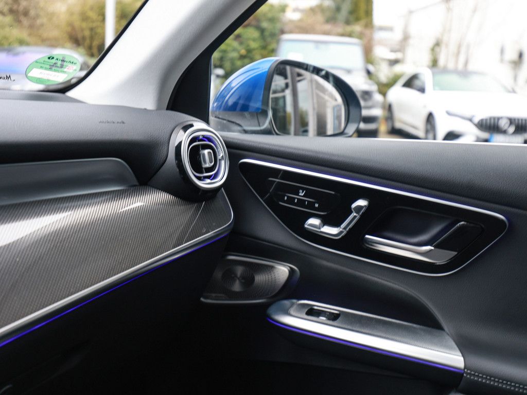Mercedes-Benz GLC 300 de 4M Avantgarde Premium+ AHK Distr. LED foto 22