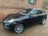 Porsche Cayenne Turbo Pano.8x21" im Bestzustand - Porsche Cayenne aus 2012: Turbo