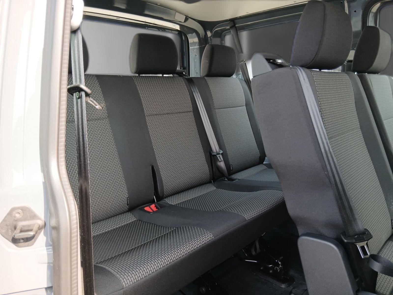 Volkswagen T6 Kombi - Bild 18