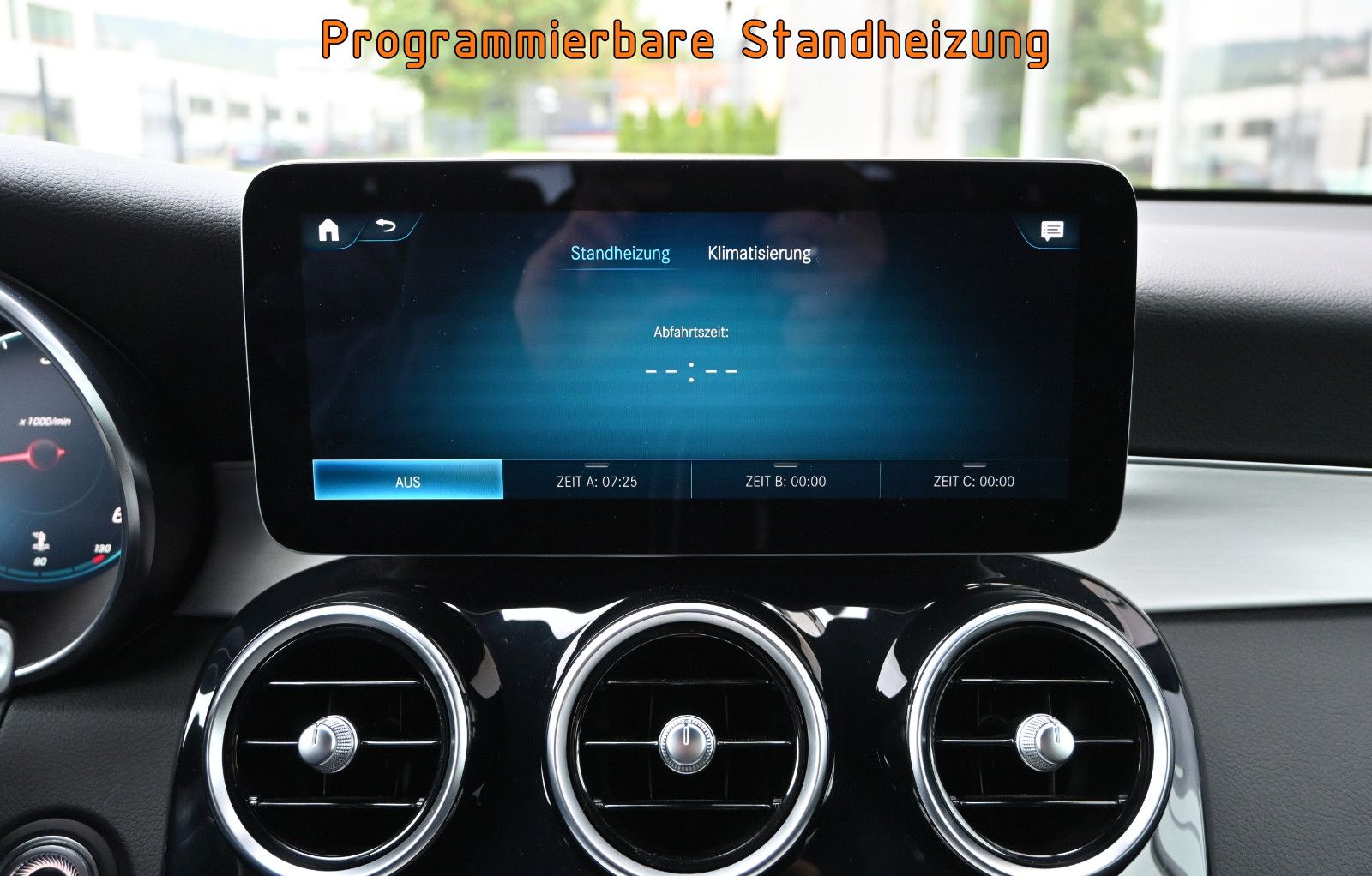 Fahrzeugabbildung Mercedes-Benz GLC 220 d 4MAT. AMG LINE °ACC°AHK°STANDHEIZ°MEMO