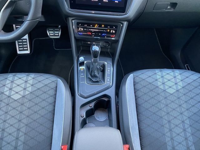 Tiguan R-Line 2.0 TDI DSG AHK*Navi*Kamera