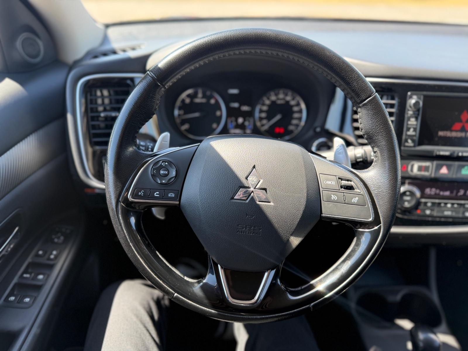 Mitsubishi Outlander SUV-Star+ 4WD