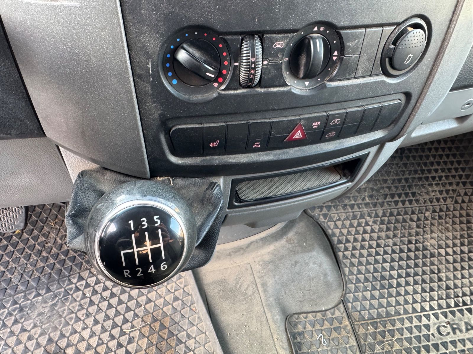 Fahrzeugabbildung Volkswagen CRAFTER