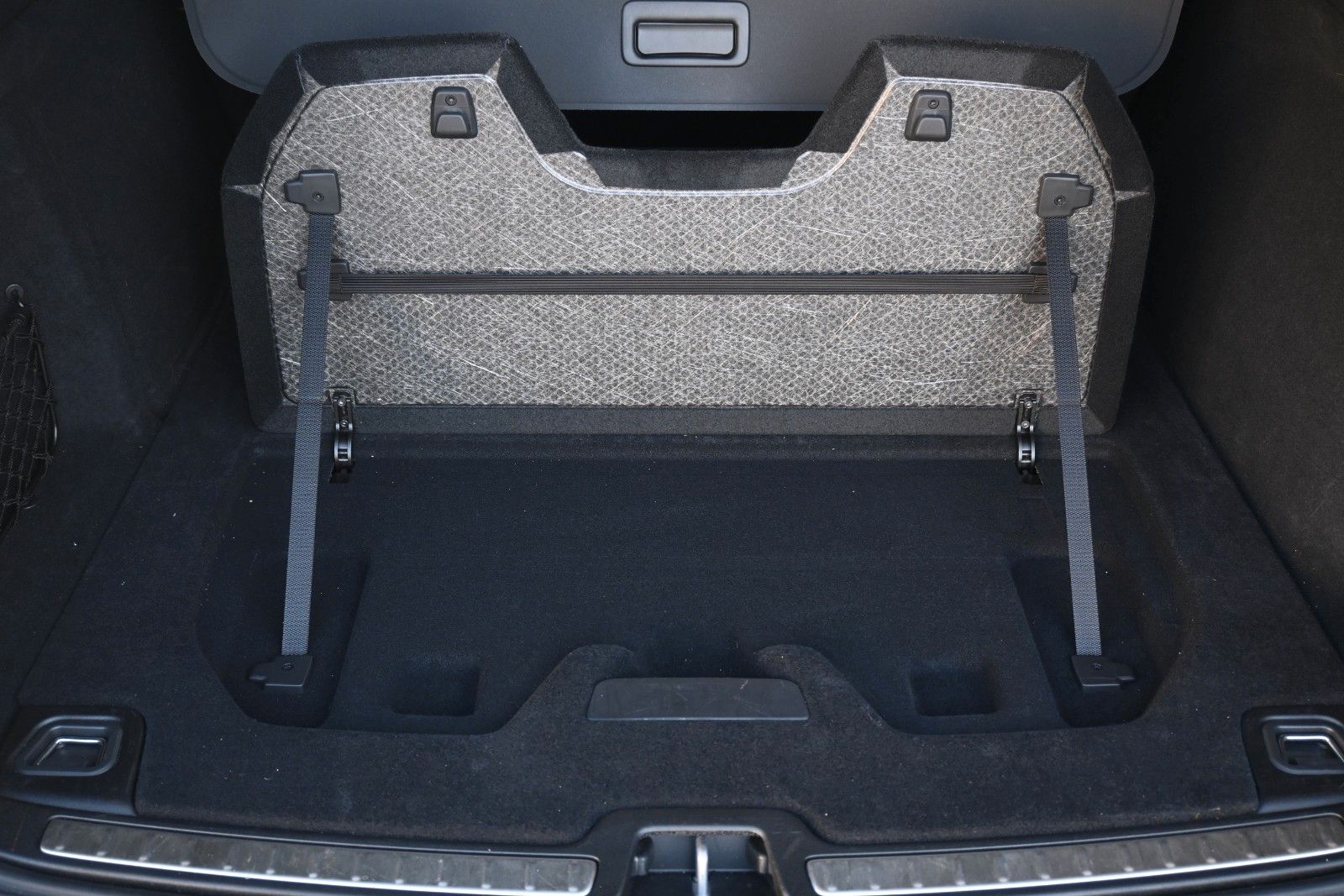 Fahrzeugabbildung Volvo V60 T6 Plus Dark AWD*AHK*LHZG*Leder*