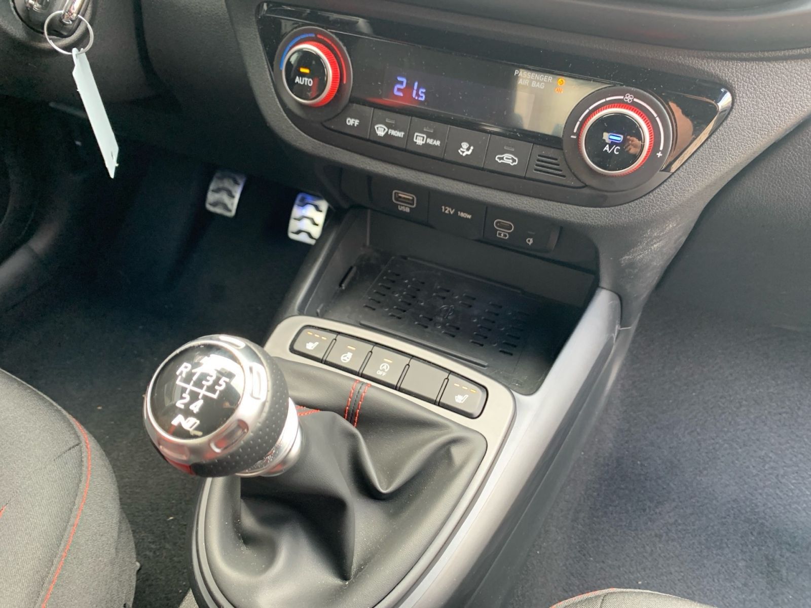 Fahrzeugabbildung Hyundai i10 FL 1.0 N Line Navi Allwetter 1Hd