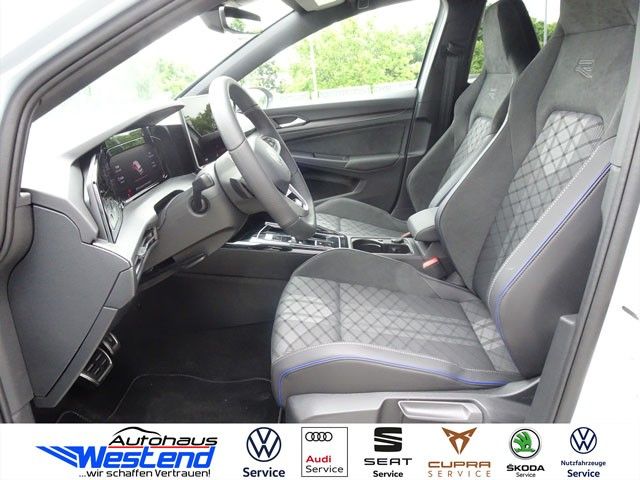 Fahrzeugabbildung Volkswagen Golf Variant R-Line 1.5l eTSI 110kW DSG AHK LED