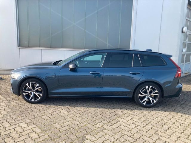V60 T8 R Design Recharge Plug-In Hybrid AWD - Photo 3