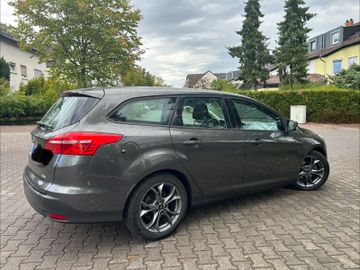 Ford Focus - 3
