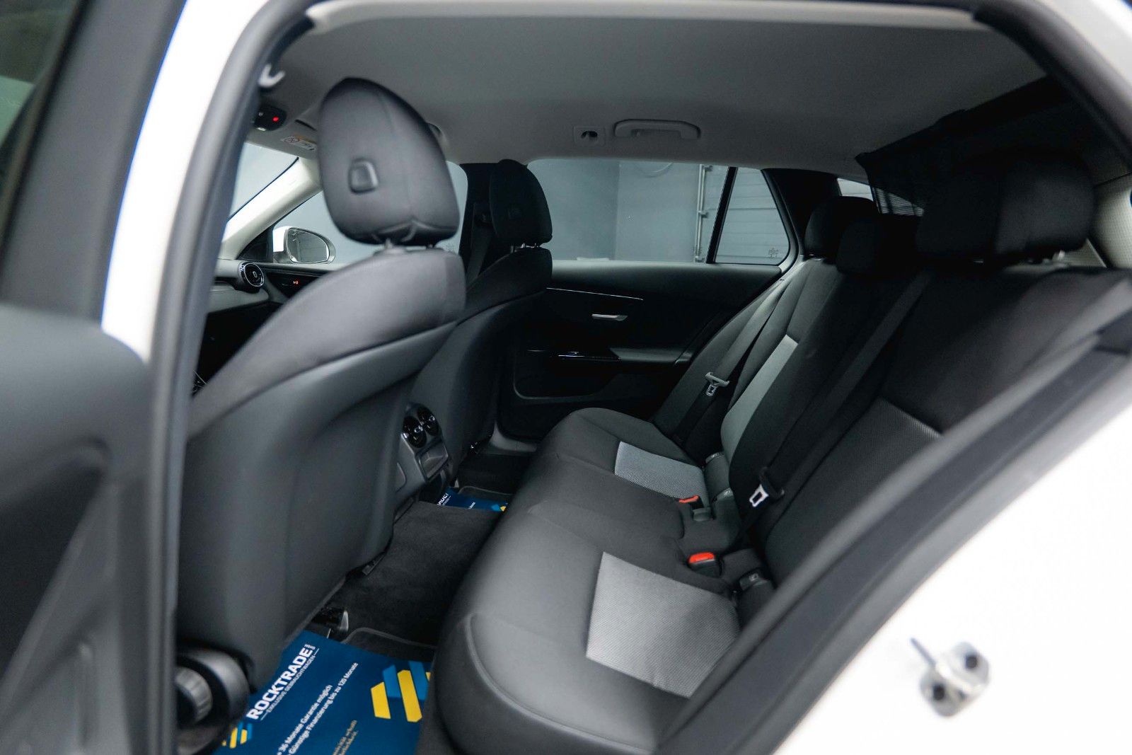 Fahrzeugabbildung Mercedes-Benz C 200d T-Modell Avantgarde Sport *LED*Widescreen