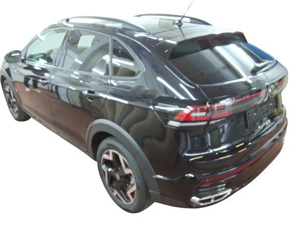 Taigo 1.0 TSI DSG R-LINE KAMERA+SHZ+ACC+IQ.LIGHT