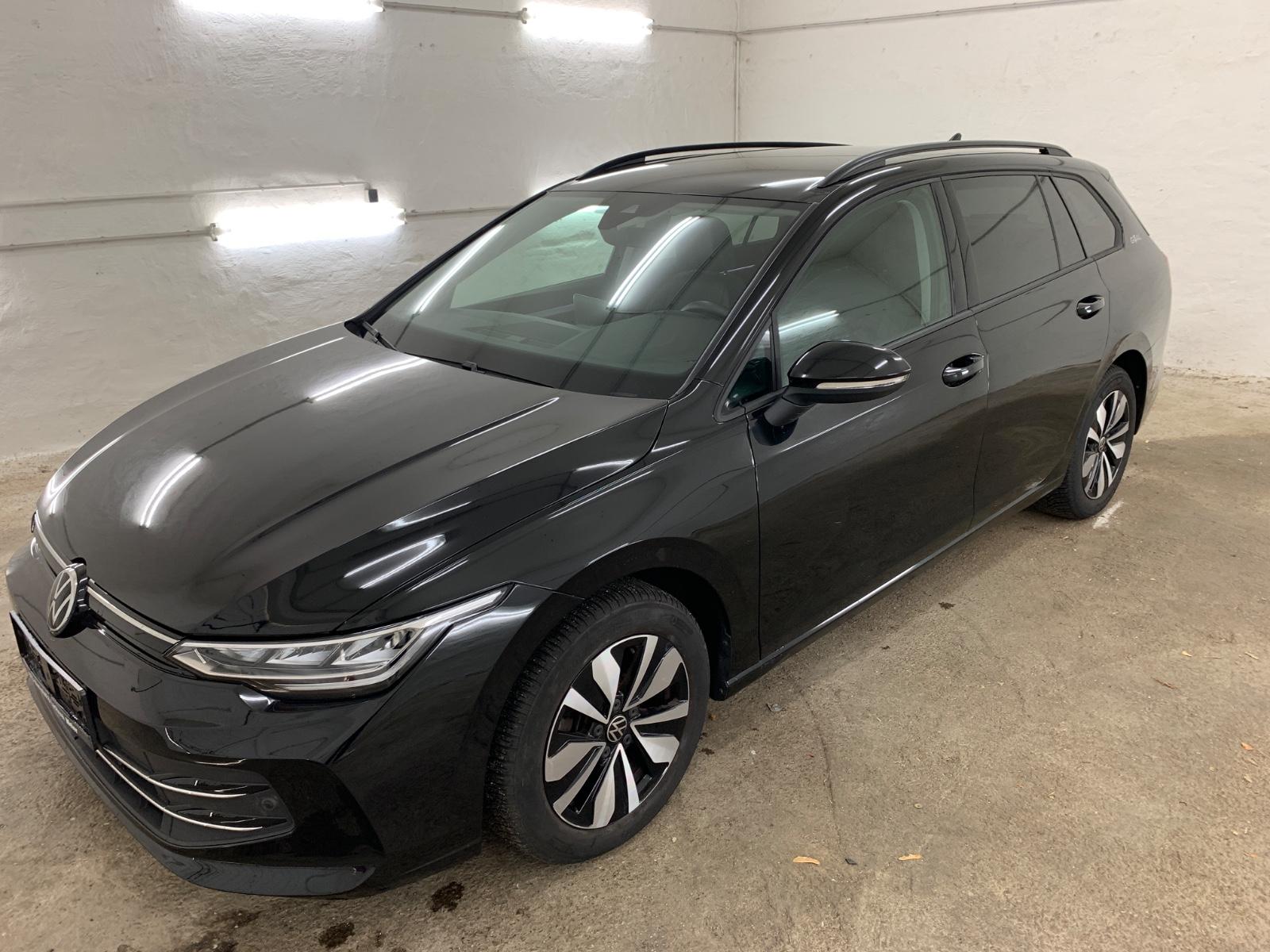 Volkswagen Golf VIII Variant 1.5 TSI 85 kW Goal