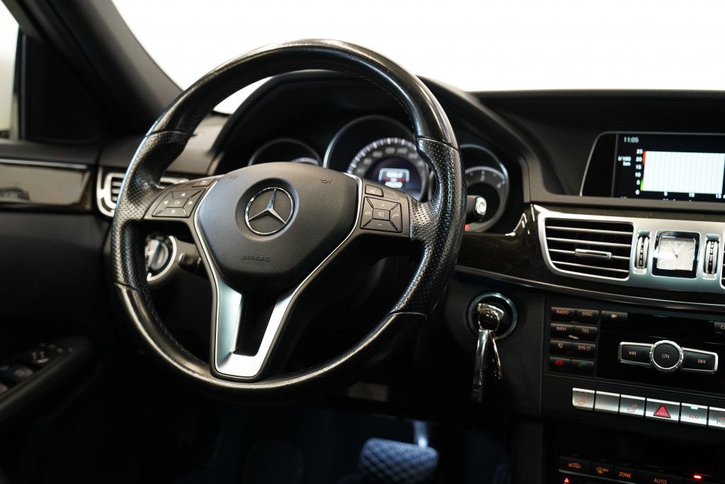 Mercedes Benz E 200