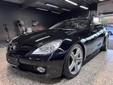 Mercedes-Benz SLK 300*Bi-XENON*NAVI*PTS*LEDER*AIRSCARF*SHZG* - Mercedes-Benz Cabrio aus dem Jahr 2009