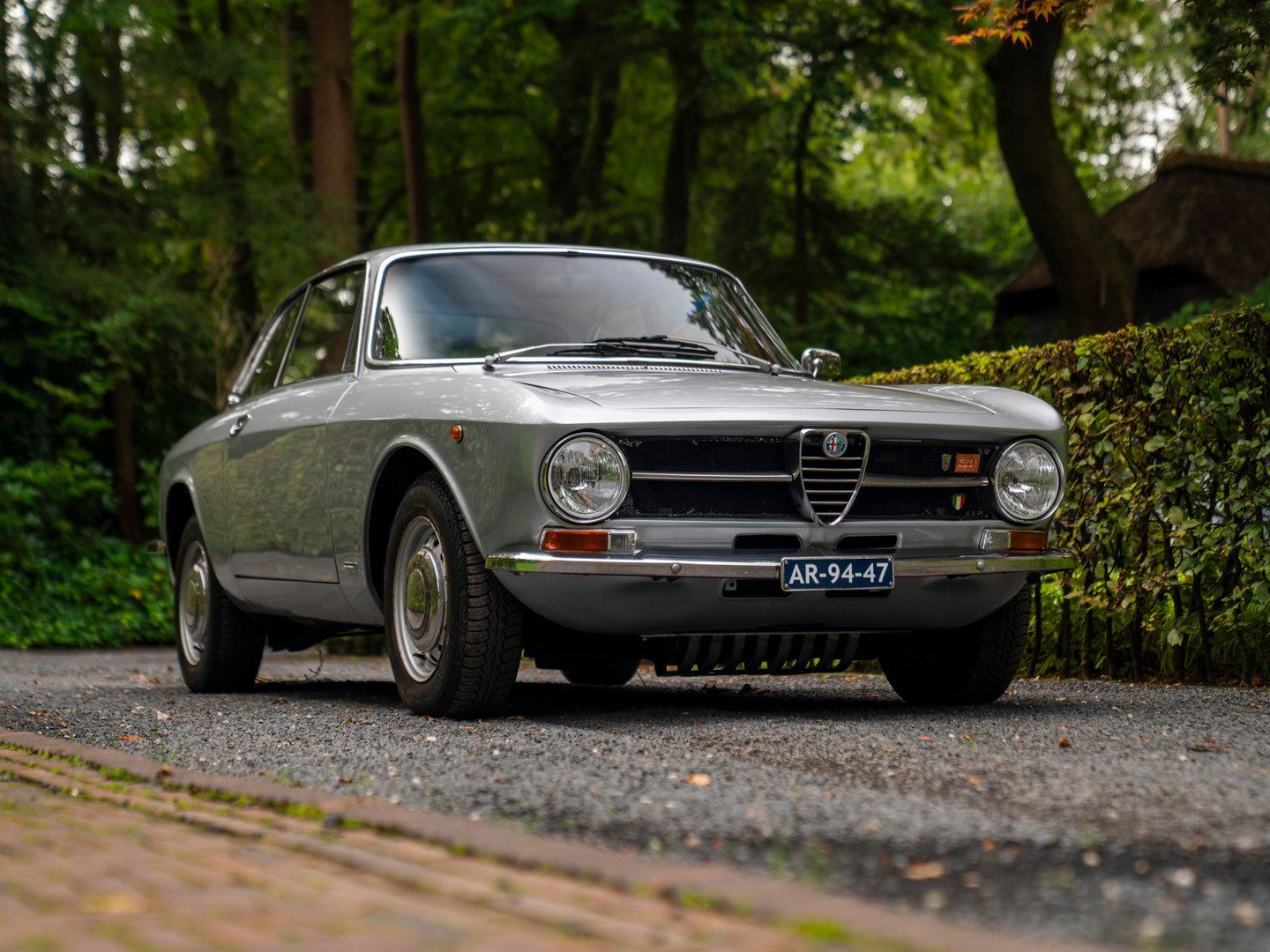 Alfa Romeo GT 1300 Junior imagem 3
