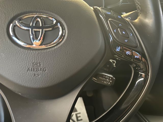 Toyota C-HR  Flow