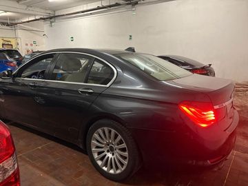 BMW 730 - 5