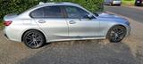 BMW 320d  NAVI, KLIMA, HEAD-UP DISPLAY - BMW 320 Gebrauchtwagen in Frankfurt