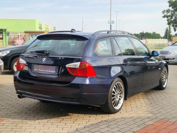 BMW 320 - 4