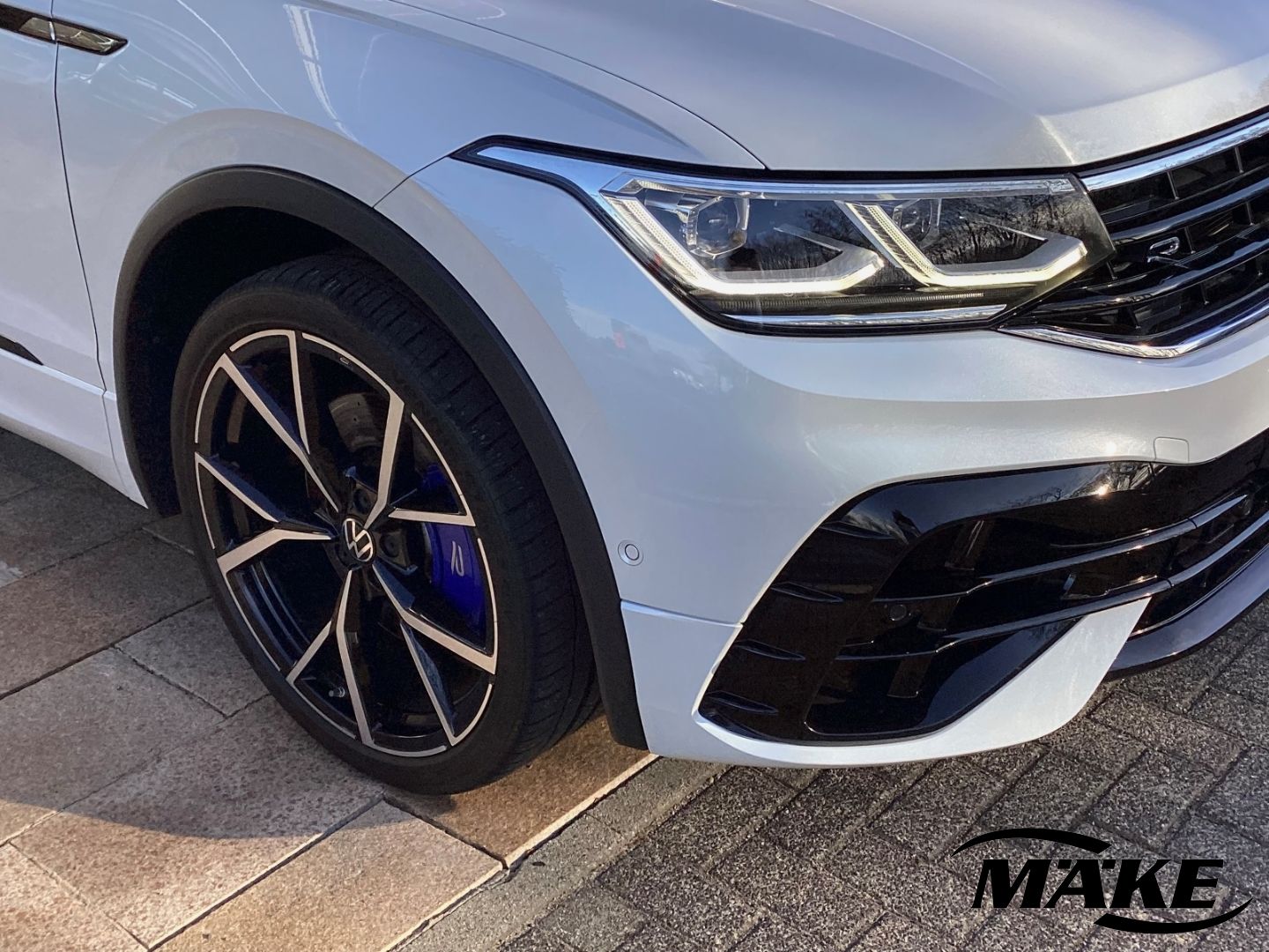 Tiguan R Black Style 2.0TSI DSG 4M DCC NAVI H&K 