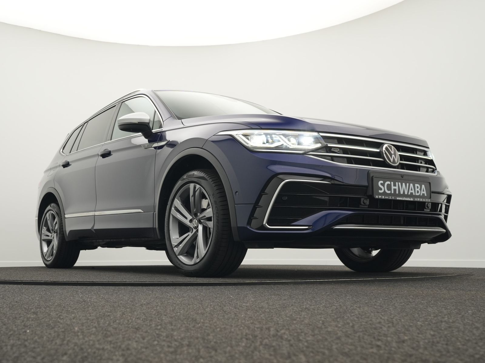 Volkswagen Tiguan Allspace R-Line 2.0 TSI 4motion DSG AHK foto 24