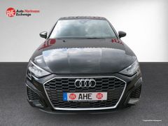 AUDI A3 Limousine 35 TDI S-line LED Navi ACC Rfk 17'' AUDI A3 Limousine 35 TDI S-line LED Navi ACC Rfk 17''