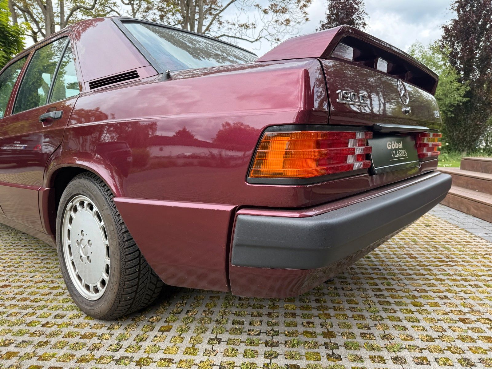 Fahrzeugabbildung Mercedes-Benz 190E 1.8