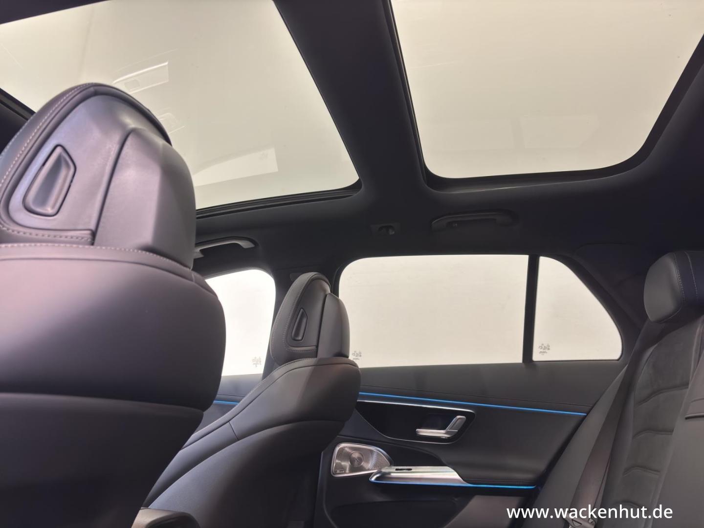 Mercedes-Benz E 220 d T AMG LINE ADVANCED PLUS AHK+DISTR+BURME