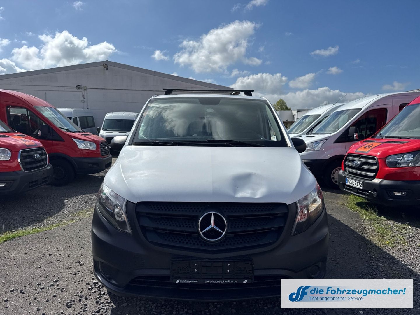 Fahrzeugabbildung Mercedes-Benz Vito Kasten 111 CDI FWD lang Rückfahrkam.*EXPORT