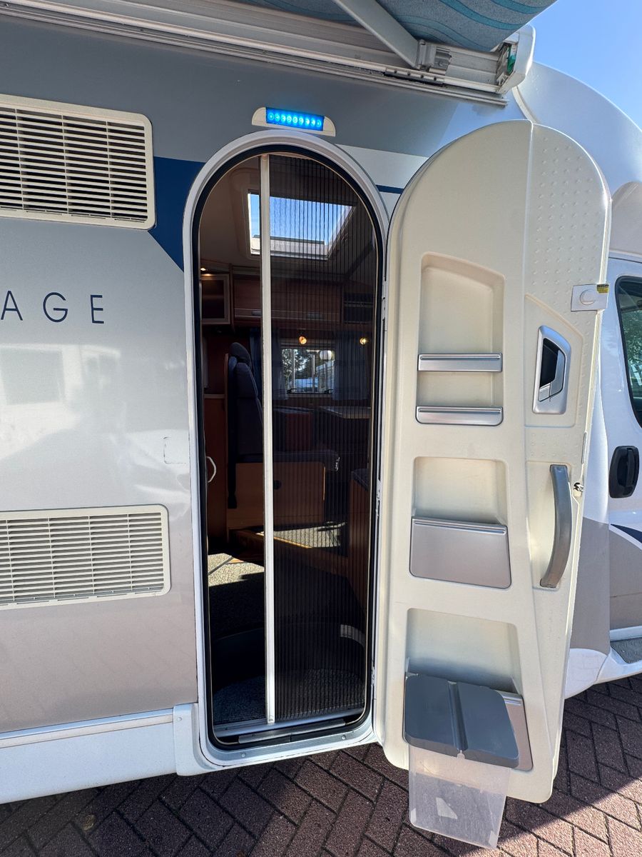 Dethleffs T 6571 ADVANTAGE LUXURY SOLAR AHK TV SAT KAMERA