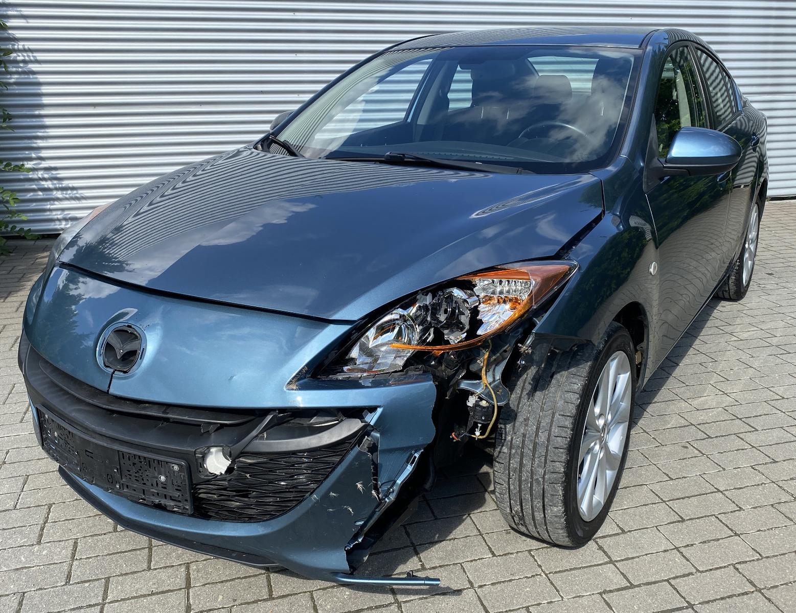 Mazda 3 Lim. Exclusive-Line